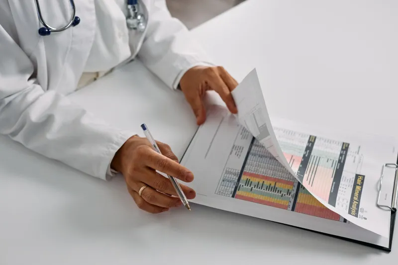 Weighing the Evidence: How Physicians Navigate Azithromycin's Benefits Against Its Known Risks